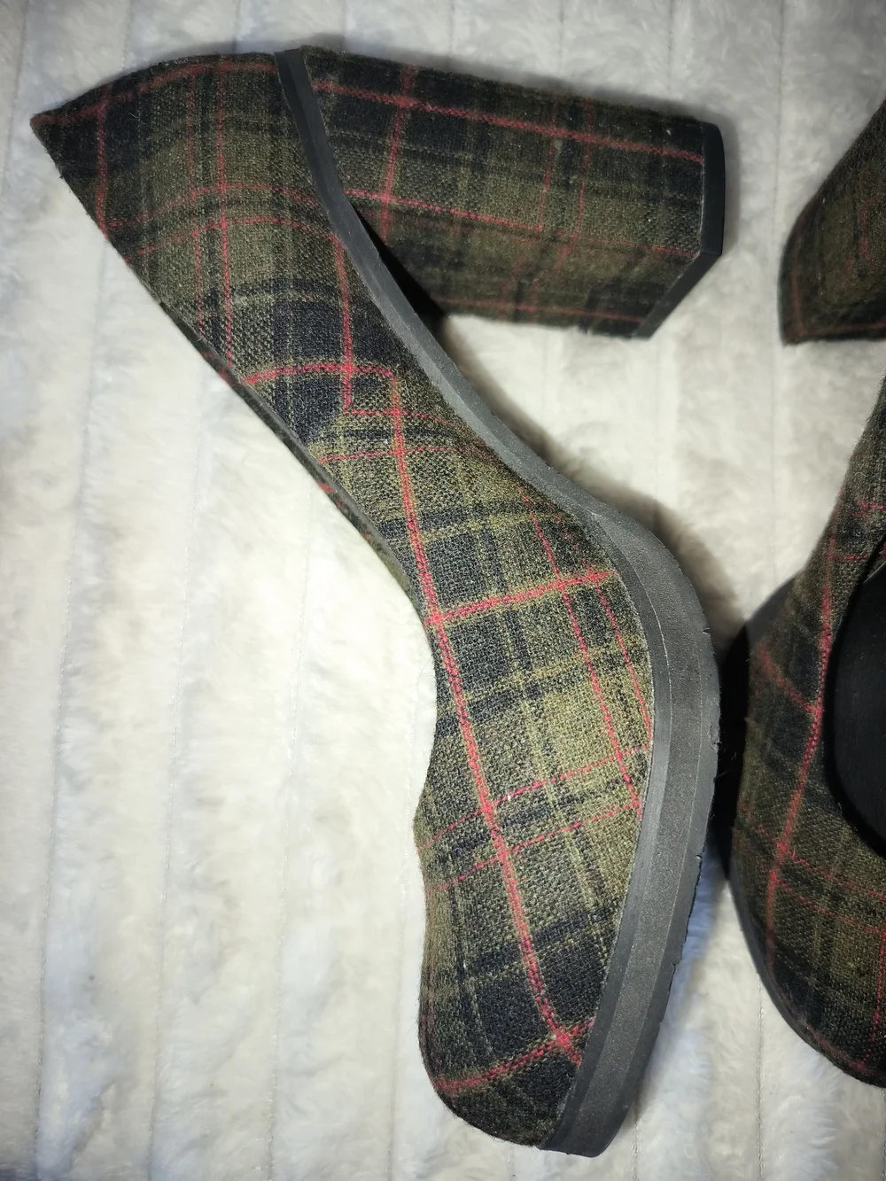 Olive Plaid Women's Pumps -BC Size 9.5